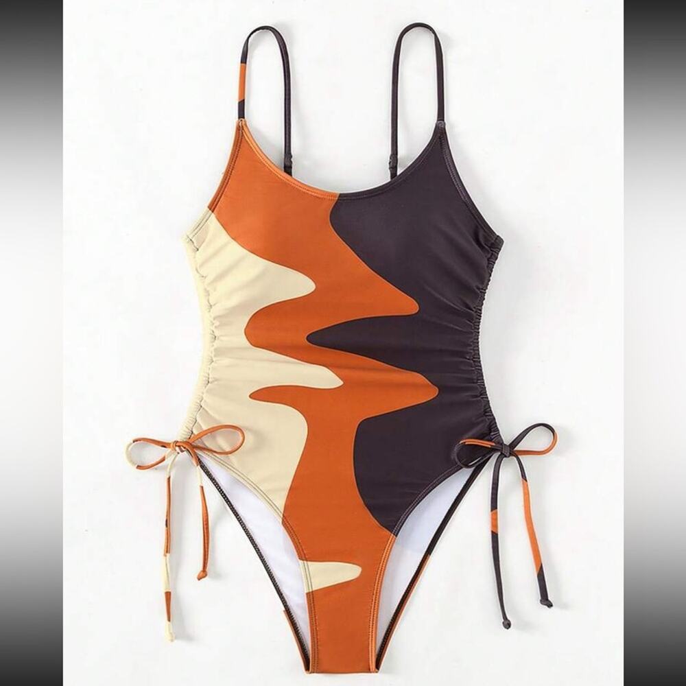 Summer in Posh C 🔆 | Euro Style Drawstring Side One Piece Swimsuit - Picture 3 of 9